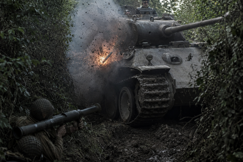 GERMAN TANK CREWS THOUGHT INFANTRY COULDN’T TOUCH THEM — THEN THE BAZOOKA TURNED EVERY HEDGEROW INTO A TRAP